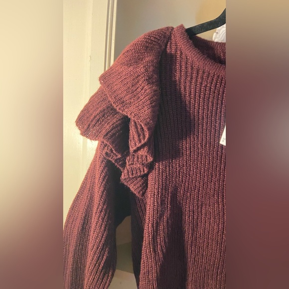 Sweater - Picture 2 of 8